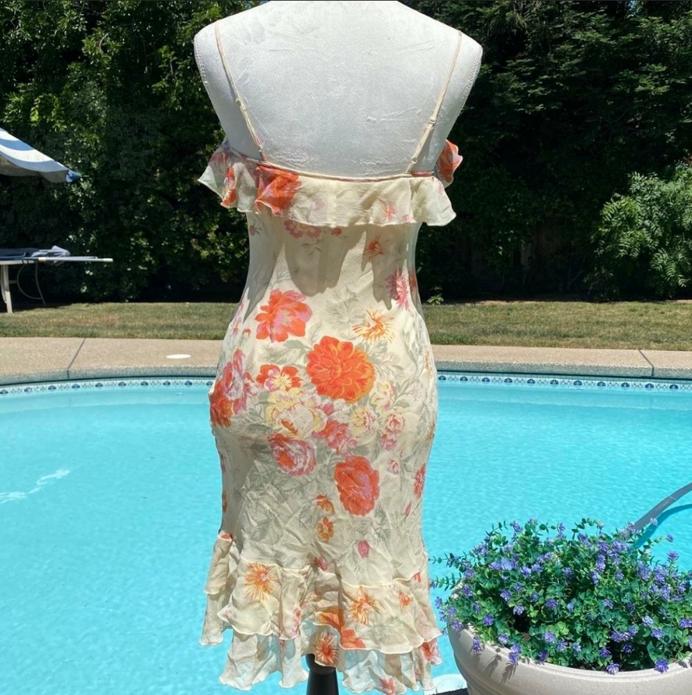 Floral Ruffle Dress - Picture 3 of 4